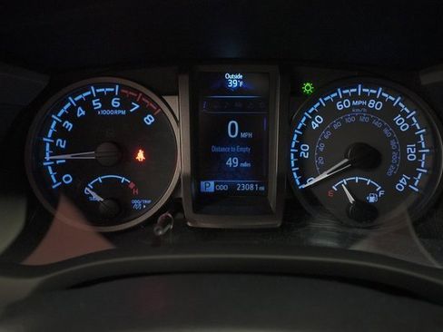 Certified 2023 Toyota Tacoma TRD Off-Road image 21