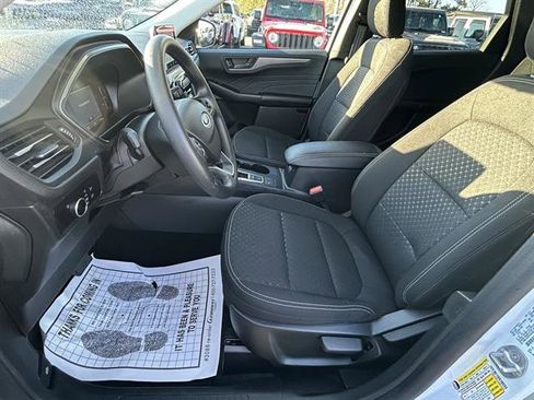 Used 2025 Ford Escape Active image 10