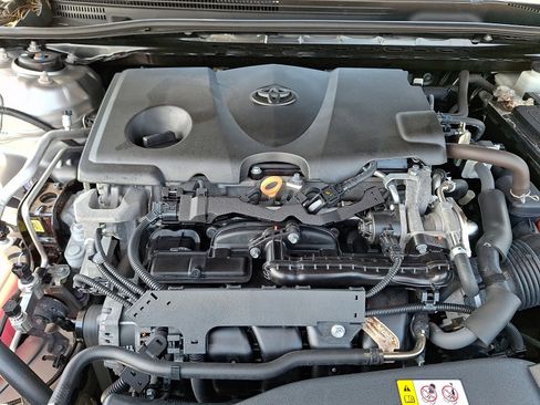 Used 2019 Toyota Camry LE w/ Convenience Package FWD image 29