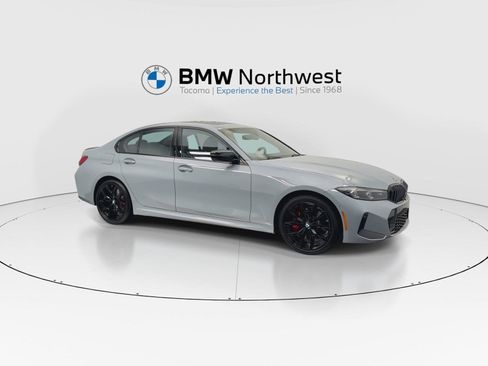 New 2026 BMW 330i xDrive Sedan w/ M Sport Package AWD/4WD image 6