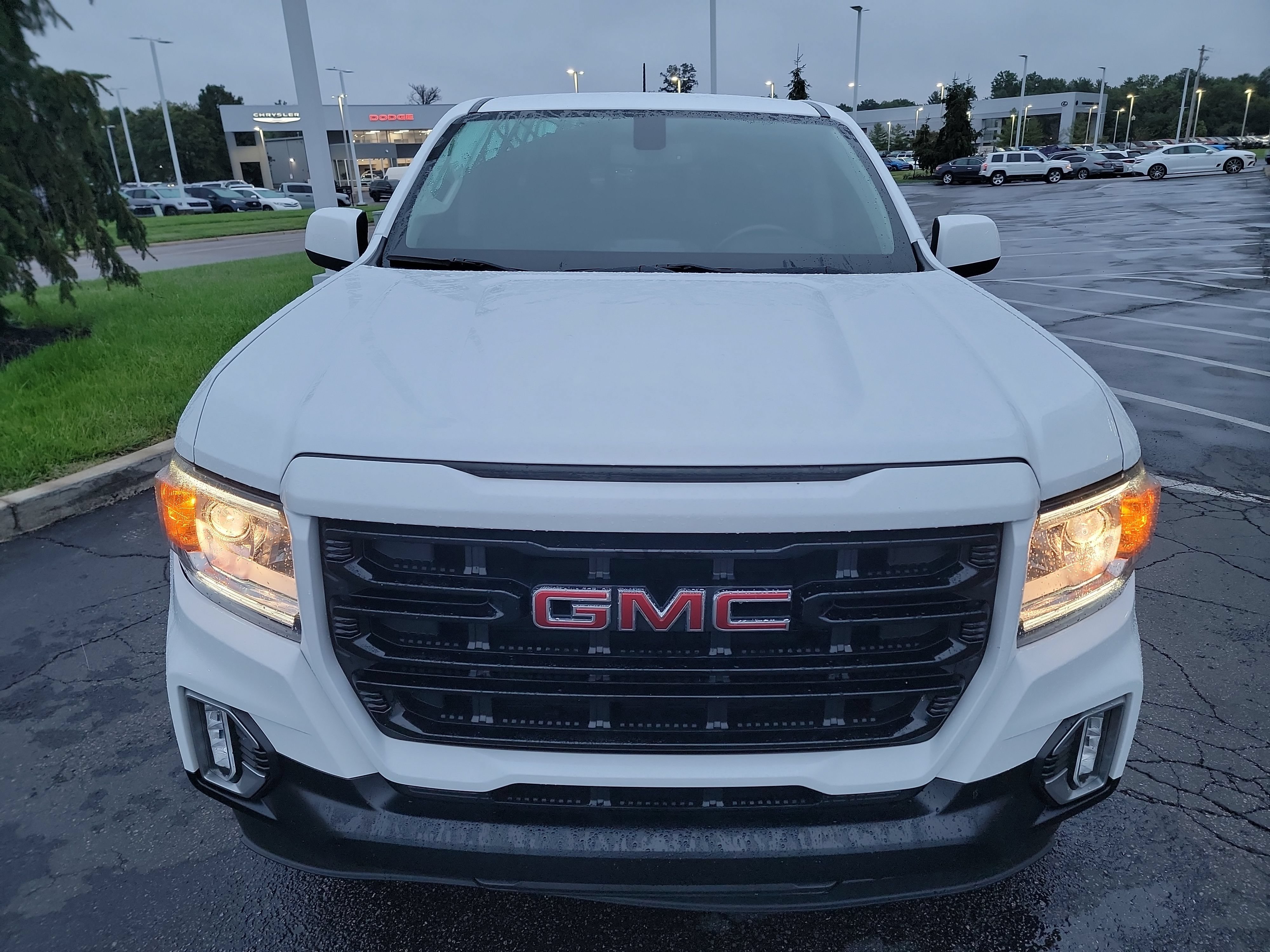Used 2022 GMC Canyon Elevation w/ Trailering Package AWD/4WD image 2