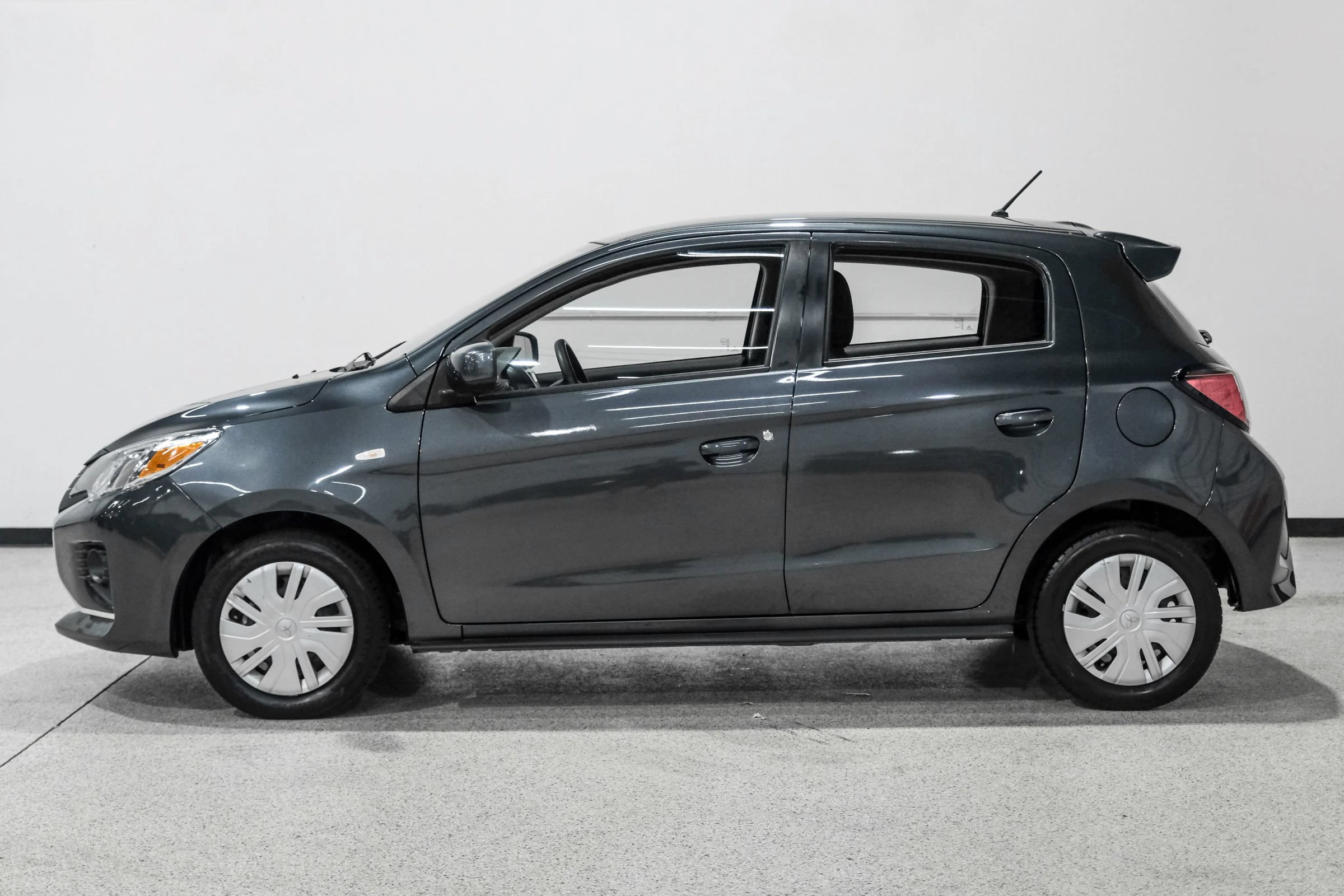 Used 2024 Mitsubishi Mirage ES FWD image 8