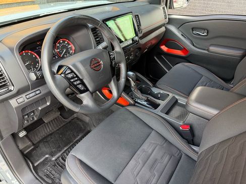 Used 2024 Nissan Frontier PRO-4X w/ Off-Road Protection Package image 26