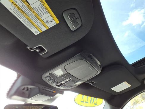 Used 2022 Ford Expedition Max Limited image 31