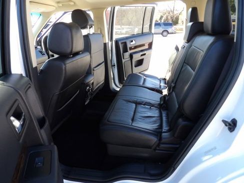 Used 2019 Ford Flex Limited image 24