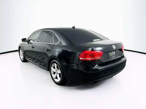 Used 2015 Volkswagen Passat 1.8T Limited Edition image 5