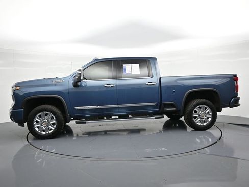 Used 2024 Chevrolet Silverado 3500 High Country w/ Z71 Off-Road Package AWD/4WD image 9