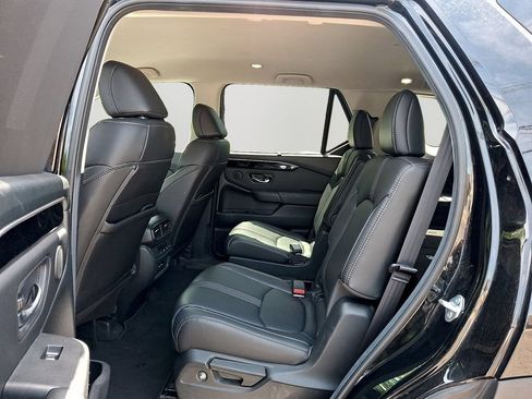Certified 2024 Honda Pilot EX-L image 8