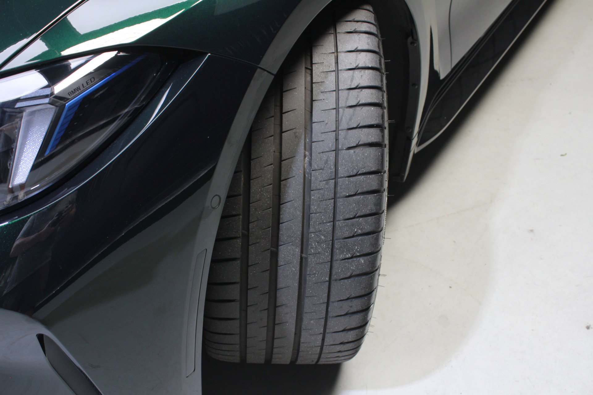 Used 2026 BMW M4 Competition w/ M Carbon Exterior Package RWD image 34