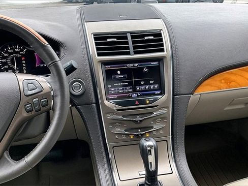 Used 2014 Lincoln MKX FWD w/ Equipment Group 102A image 9