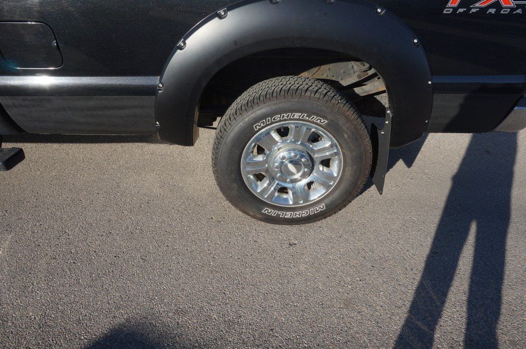 Used 2013 Ford F350 Lariat w/ Lariat Ultimate Pkg AWD/4WD image 2