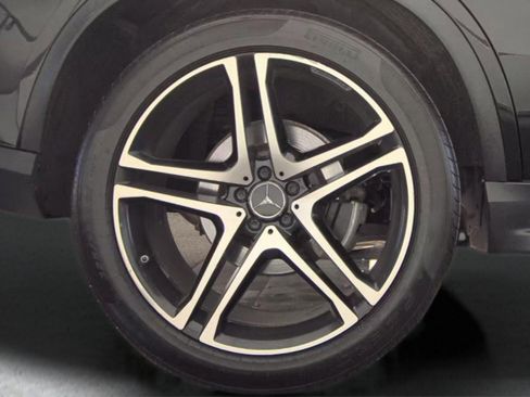 Used 2018 Mercedes-Benz GLE 43 AMG AMG GLE 43 image 9