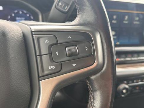 Used 2022 Chevrolet Silverado 1500 LT AWD/4WD image 25