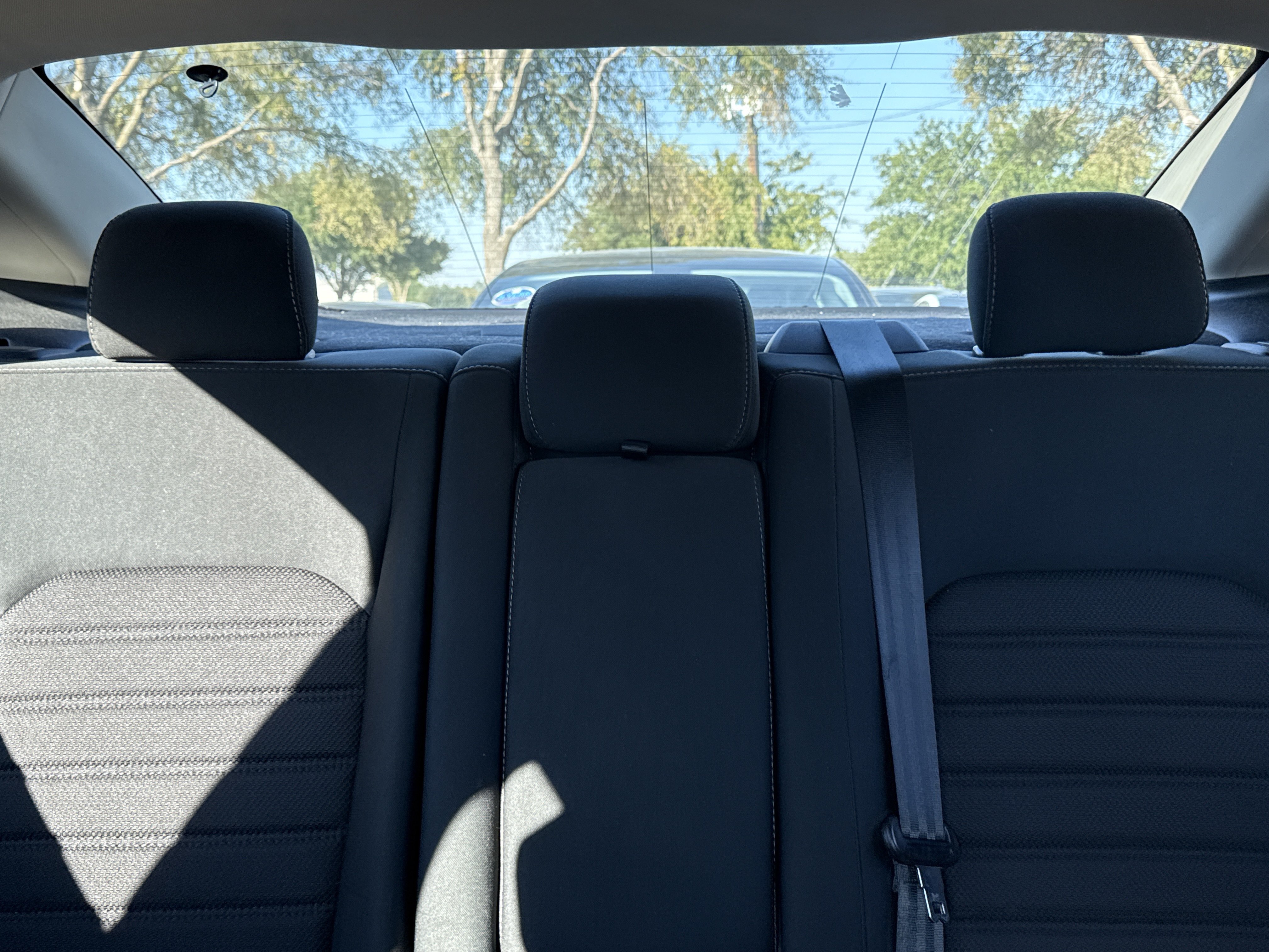 Used 2020 Ford Fusion SE FWD image 5
