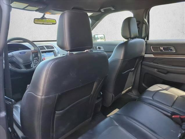 Used 2019 Ford Explorer Limited w/ Class III Trailer Tow Package AWD/4WD image 22