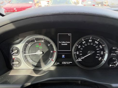 Used 2016 Toyota Land Cruiser AWD/4WD image 21