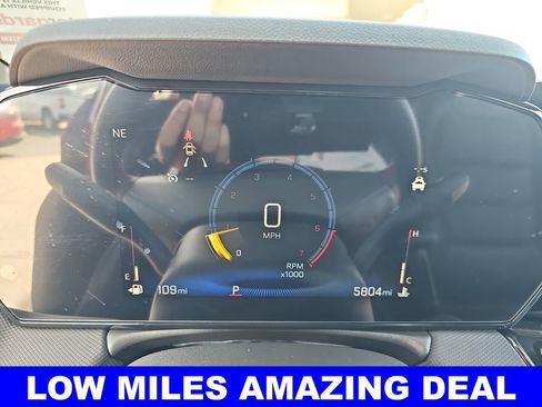 Used 2025 Chevrolet TrailBlazer RS w/ Driver Confidence Package image 18