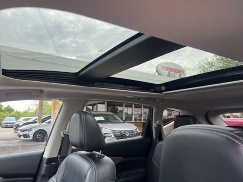 Used 2017 Nissan Murano SL w/ SL Technology Package AWD/4WD image 8