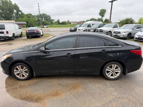 Used 2013 Hyundai Sonata GLS w/ Popular Equipment Pkg FWD image 3