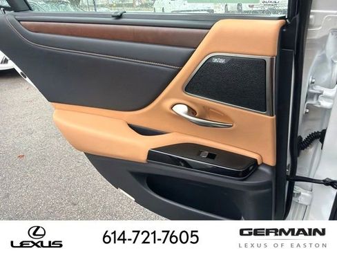 New 2025 Lexus ES 350 Ultra Luxury image 16