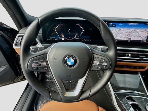 Used 2023 BMW 330i Sedan w/ Premium Package image 10