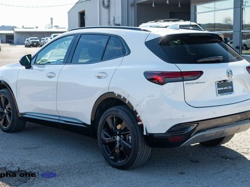 Used 2023 Buick Envision Essence w/ Sport Touring Package image 9