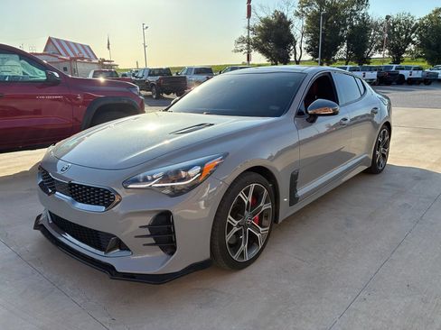 Used 2018 Kia Stinger GT2 AWD/4WD image 1