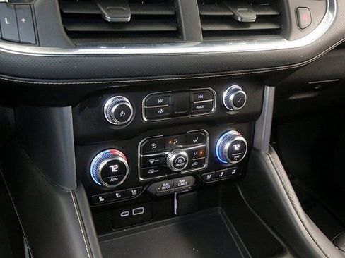 Certified 2023 GMC Yukon SLT image 21