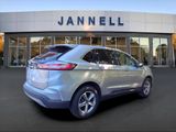 Used 2022 Ford Edge SEL w/ Convenience Package image 4