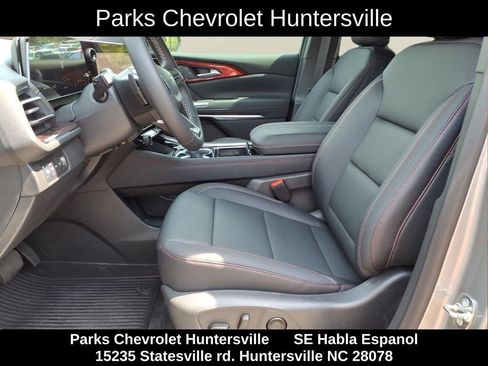 New 2026 Chevrolet Traverse Z71 w/ Enhanced Driving Package AWD/4WD image 16