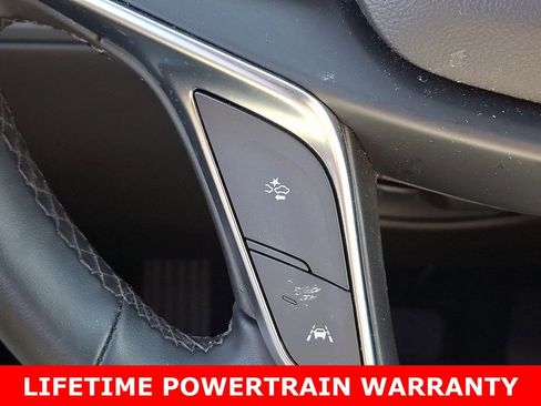 Used 2024 Cadillac XT5 Luxury image 23