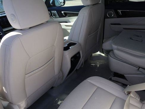 New 2026 Buick Enclave Avenir w/ Super Cruise Package image 12