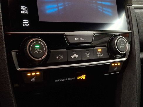 Used 2018 Honda Civic EX image 12