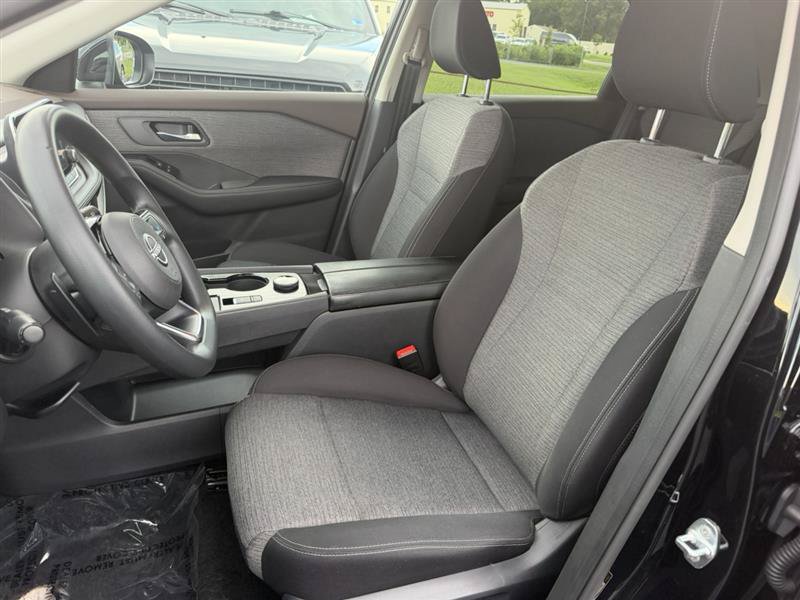 Used 2023 Nissan Rogue SV AWD/4WD image 31