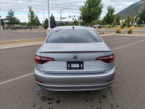 Used 2019 Volkswagen Jetta S w/ Driver Assistance Package FWD image 4