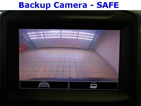 Used 2022 Chevrolet Silverado 1500 Custom image 5