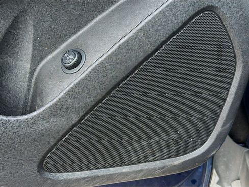 Used 2022 Chevrolet Equinox LT FWD image 24