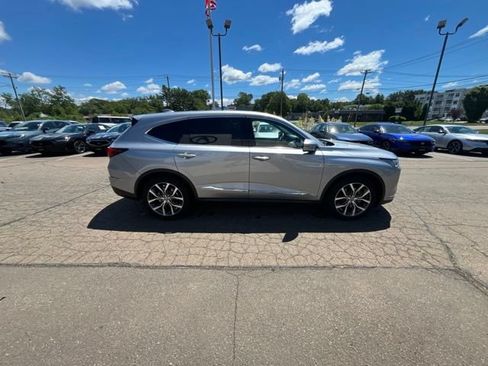 Used 2023 Acura MDX SH-AWD w/ Technology Package image 21