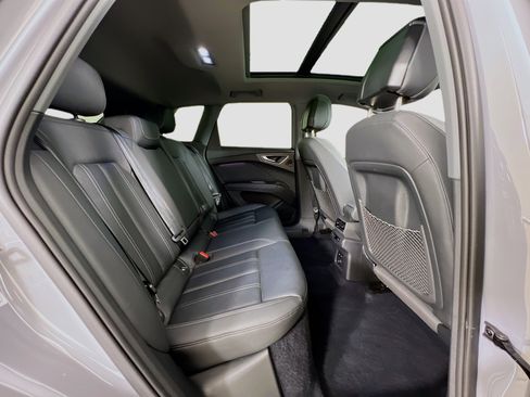 Used 2024 Audi Q4 e-tron Prestige w/ Black Optic Package image 29