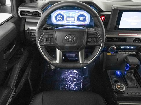 Used 2024 Toyota Tacoma TRD Off-Road w/ TRD Off Road Upgrade Package image 11