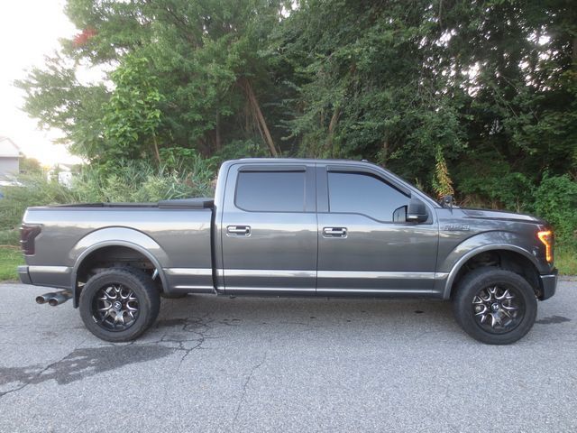 Used 2015 Ford F150 XLT w/ Equipment Group 302A Luxury AWD/4WD image 11