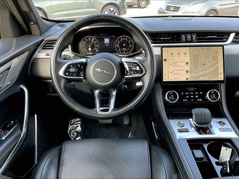 Used 2025 Jaguar F-PACE R-Dynamic S image 7