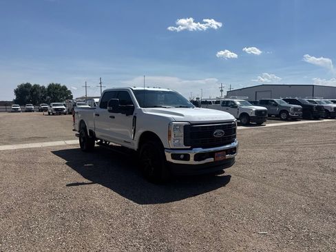 Used 2025 Ford F350 XL w/ 360-Degree Camera Package AWD/4WD image 9