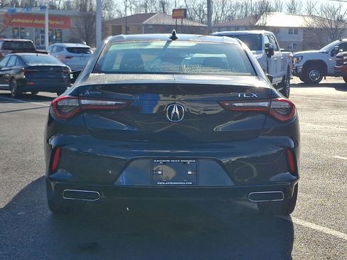Used 2023 Acura TLX w/ Technology Package image 5