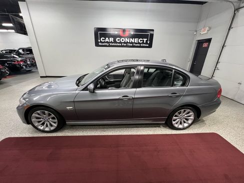 Used 2011 BMW 328i xDrive Sedan image 21