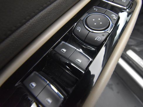 Used 2020 Lincoln Aviator Reserve w/ Elements Package Plus image 13