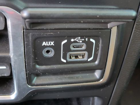 Used 2020 Jeep Wrangler Unlimited Rubicon AWD/4WD image 21