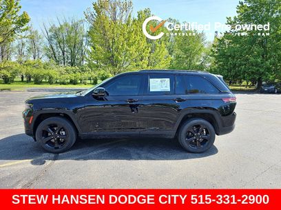 Used 2023 Jeep Grand Cherokee Limited w/ Black Appearance Package