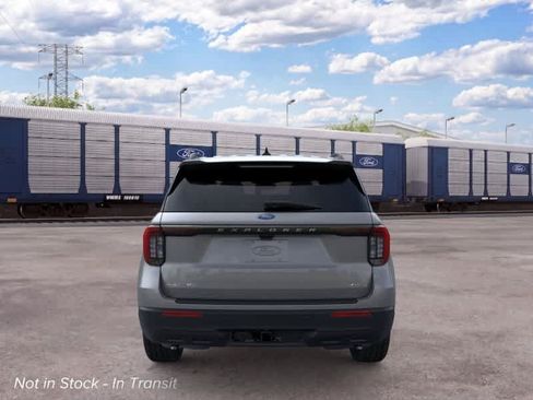 New 2026 Ford Explorer Active AWD/4WD image 5