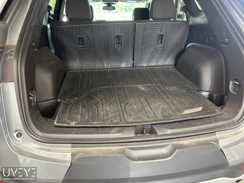 Used 2023 Chevrolet Blazer LT w/ Convenience Package AWD/4WD image 9